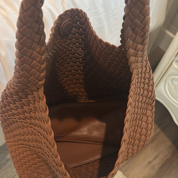 Handbag - Picture 4 of 4